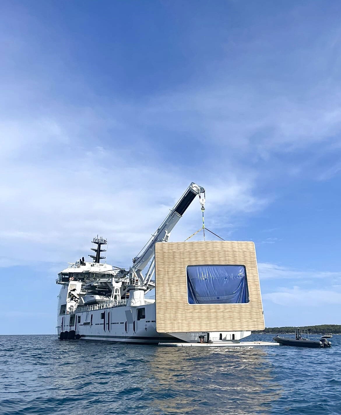 U81 Inflatable Sea Pool